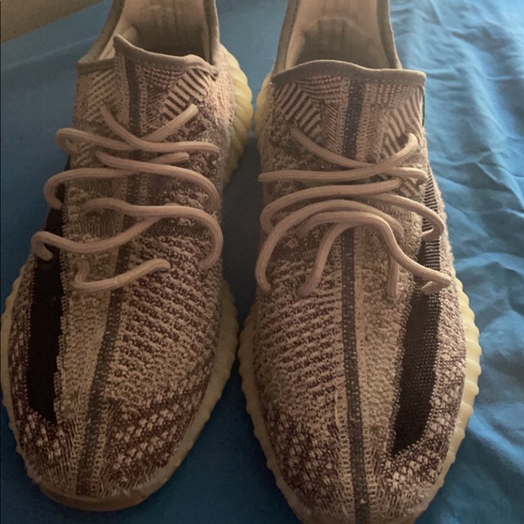 just tryn to make some cash honestly and i never wear these